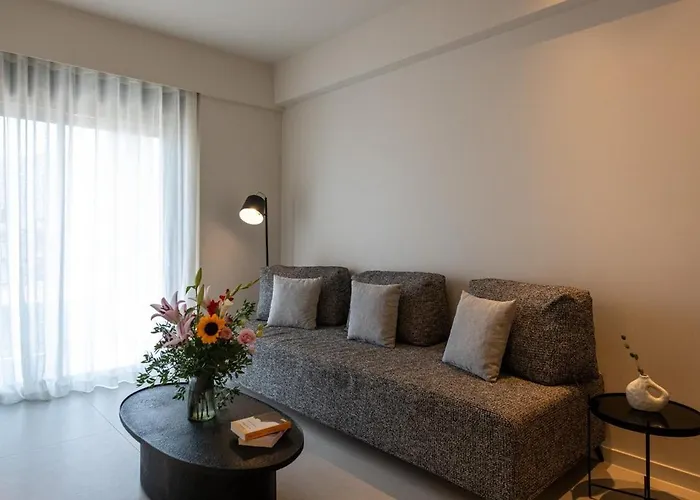Riverside Loft *