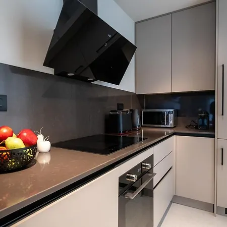 דירה Riverside Loft