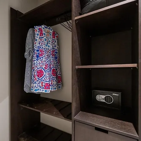 Riverside Loft דירה