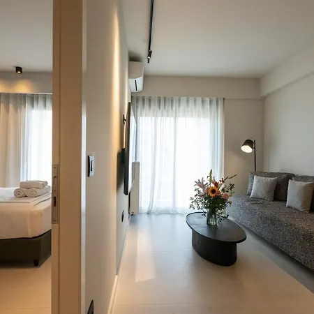 Riverside Loft *